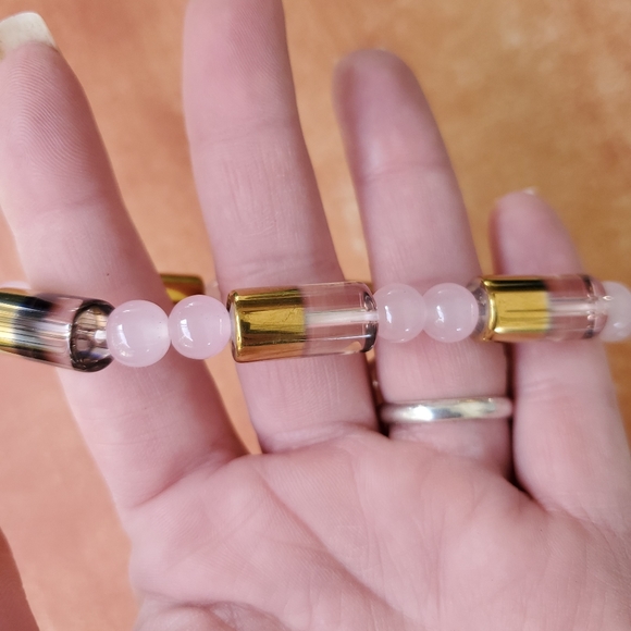 New Unique Rose Quartz Ball Stretchy Bracelet. - Picture 7 of 8